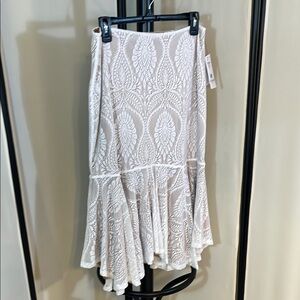 Guess Elegant Cream Lace Skirt